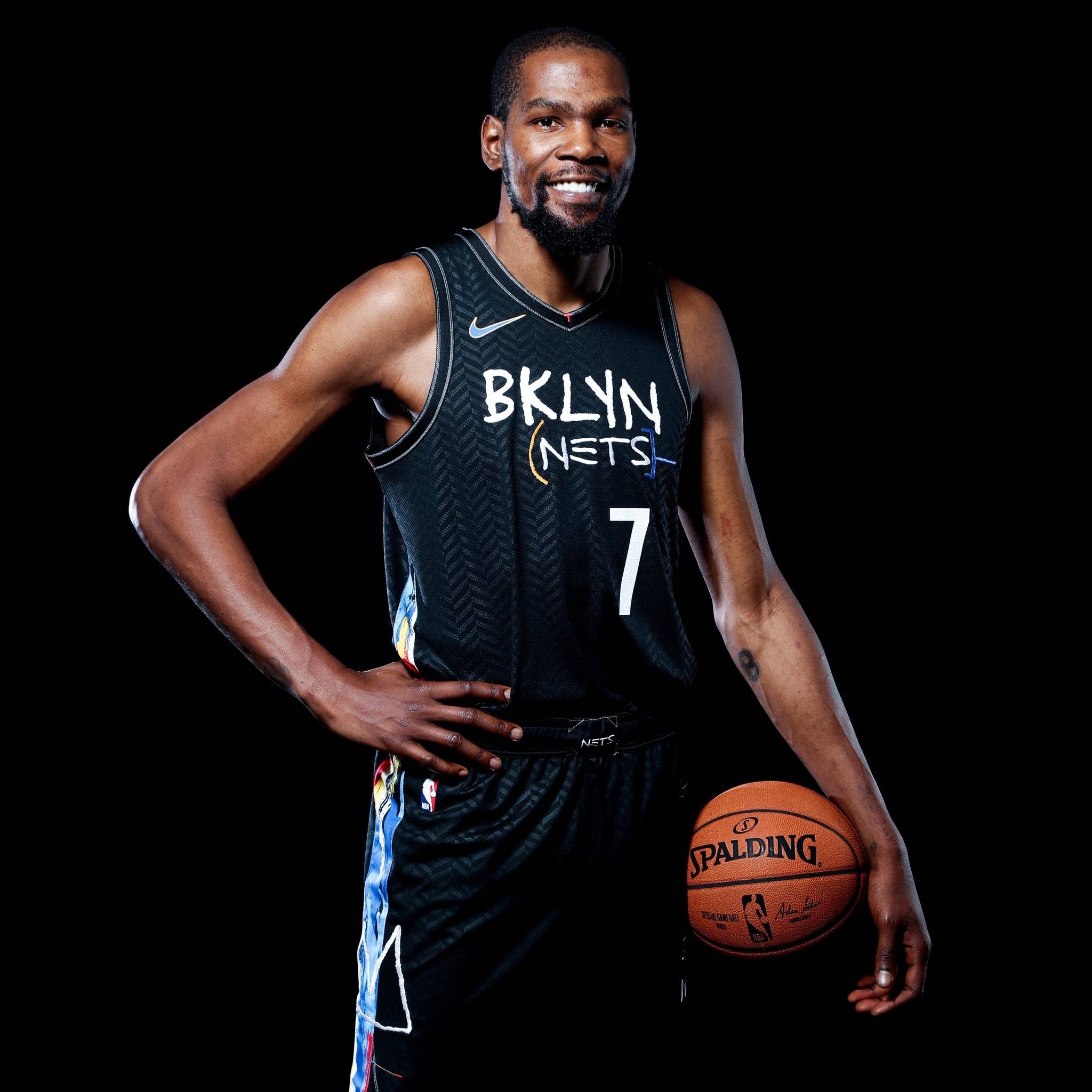 或曾在荷甲 或曾在荷甲