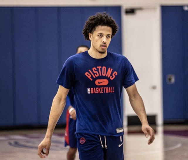 黑马同场争 黑马同场争